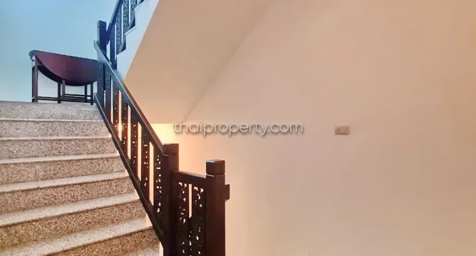 Haus zum Kauf mit 3 Zimmer in Na Jomtien, Pattaya