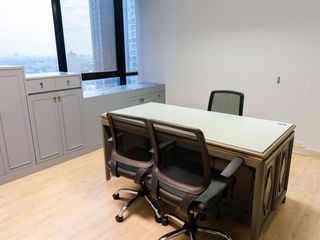 For rent 1 bed office in Khlong Toei, Bangkok