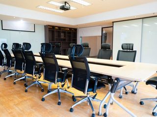 For rent 1 bed office in Khlong Toei, Bangkok