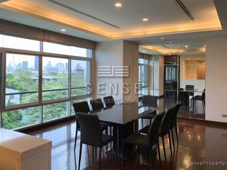 For rent 4 bed condo in Yan Nawa, Bangkok