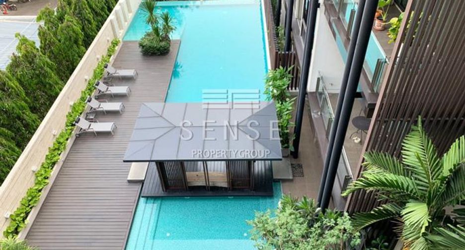 For rent 2 bedrooms condo in Watthana, Bangkok