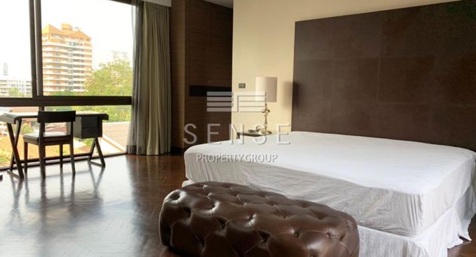 For rent 2 bedrooms condo in Watthana, Bangkok