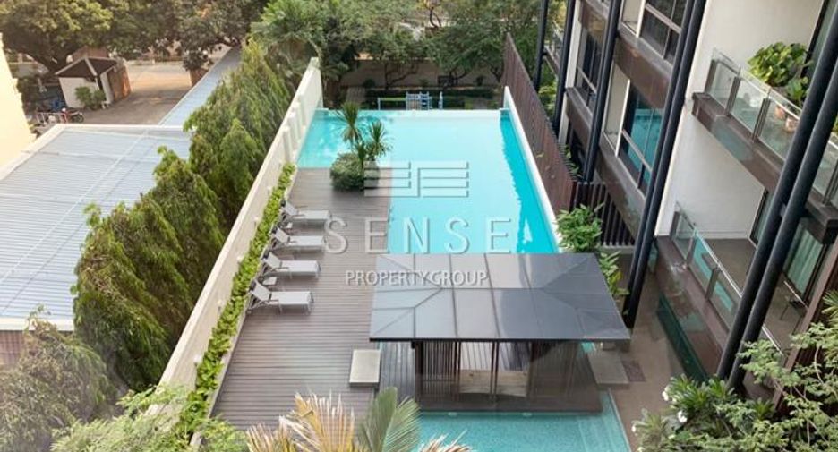 For rent 2 bedrooms condo in Watthana, Bangkok