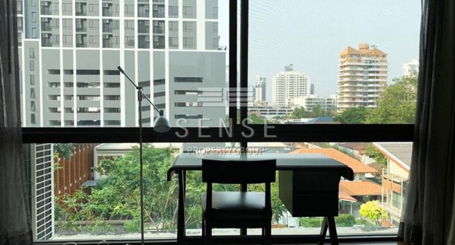 For rent 2 bedrooms condo in Watthana, Bangkok
