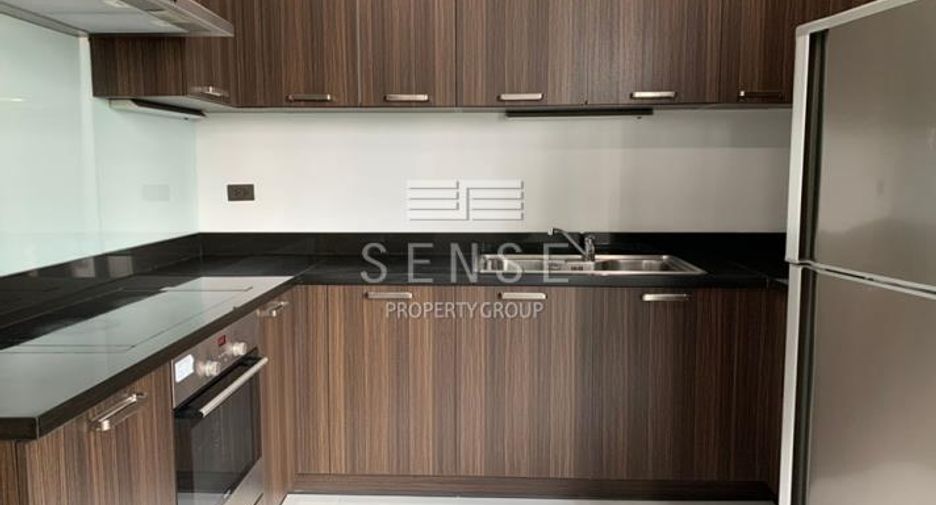 For rent 2 bedrooms condo in Watthana, Bangkok