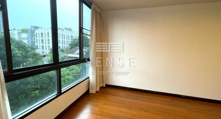 For sale 2 bedrooms condo in Watthana, Bangkok