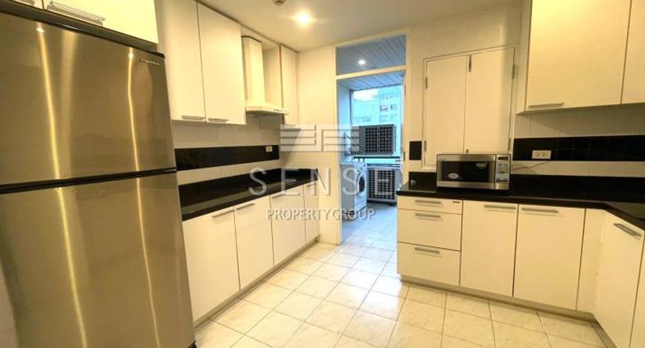 For sale 2 bedrooms condo in Watthana, Bangkok