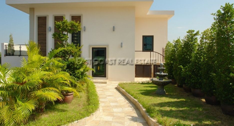 For sale 4 bedrooms house in Bang Lamung, Chonburi
