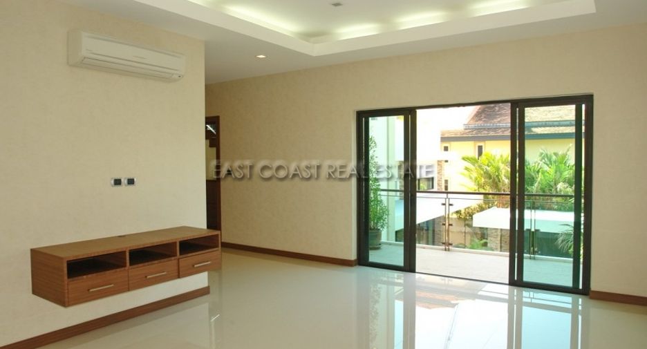 For sale 4 bedrooms house in Bang Lamung, Chonburi