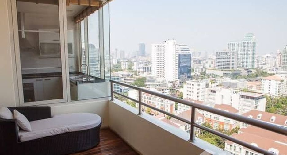 For rent 3 Beds condo in Watthana, Bangkok