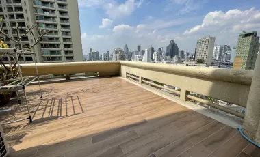 For rent 3 Beds condo in Khlong Toei, Bangkok