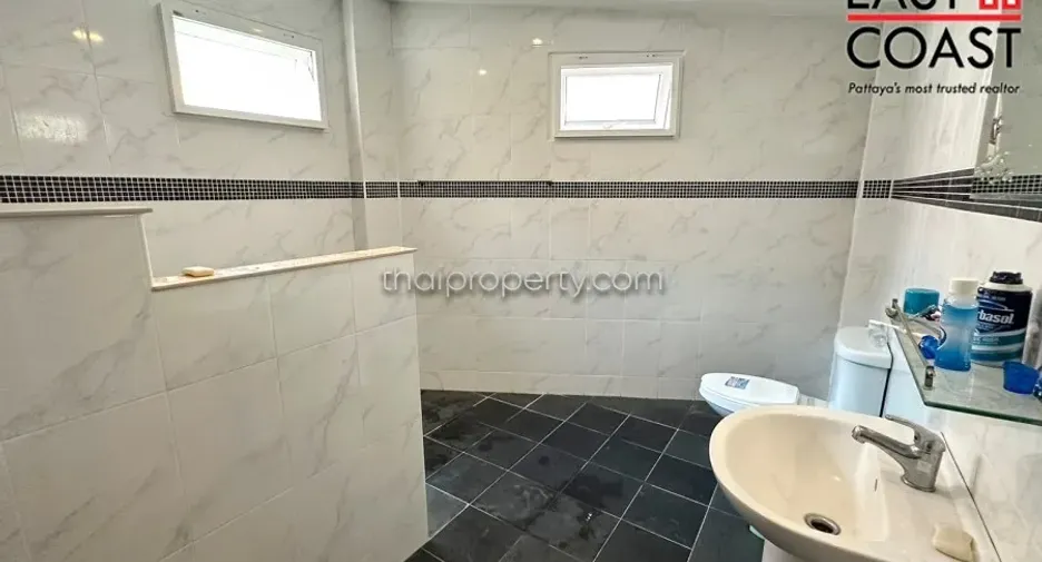 Haus zum Kauf mit 5 Zimmer in Jomtien, Pattaya