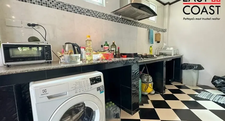 Haus zum Kauf mit 5 Zimmer in Jomtien, Pattaya