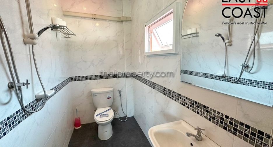 À vendre 5 chambres maison à Bang Lamung, Chonburi