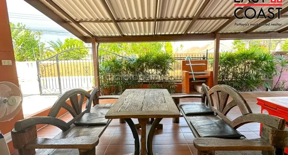 Haus zum Kauf mit 5 Zimmer in Jomtien, Pattaya