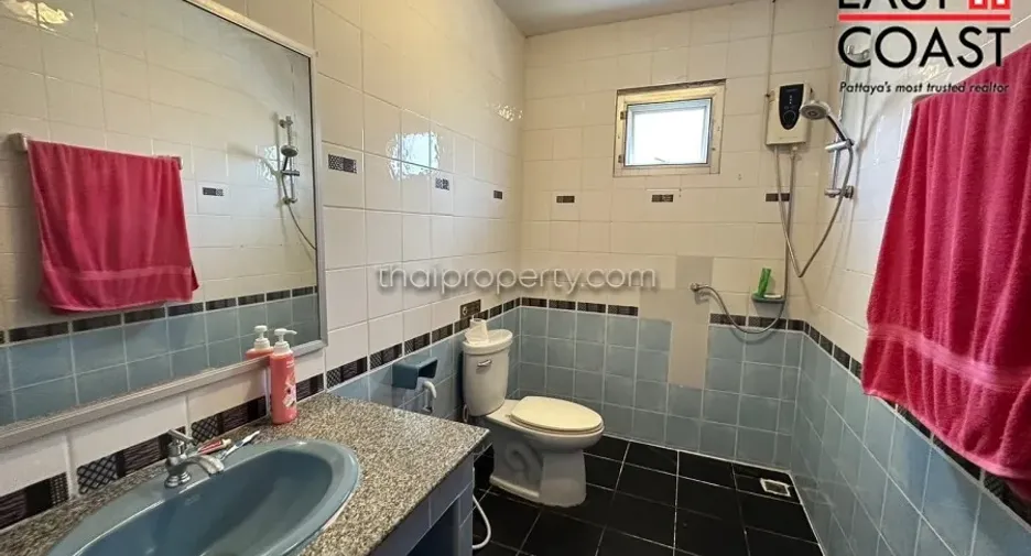 Haus zum Kauf mit 5 Zimmer in Jomtien, Pattaya