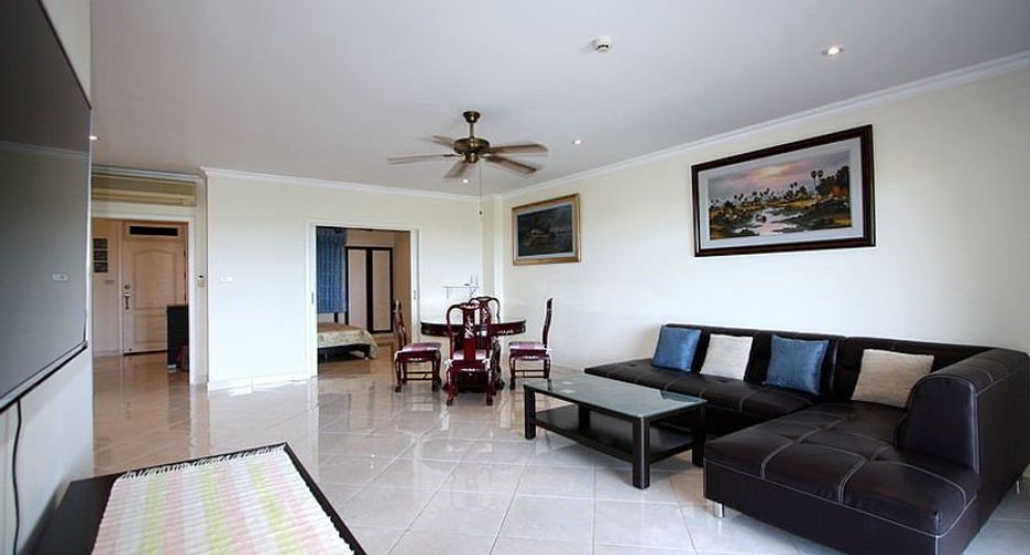 For rent 2 bedrooms condo in Bang Lamung, Chonburi