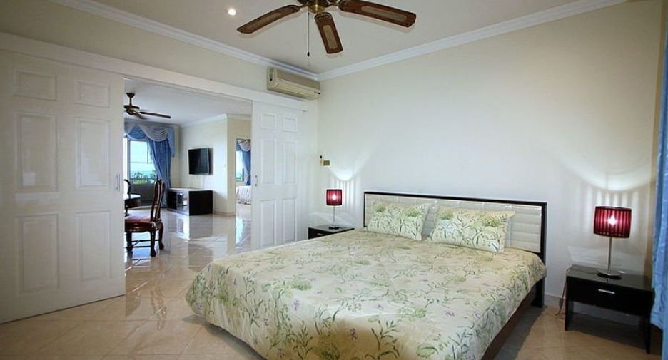 For rent 2 bedrooms condo in Bang Lamung, Chonburi