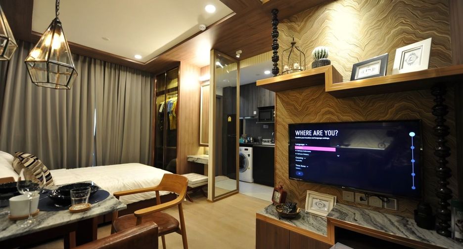 For rent studio condo in Bang Rak, Bangkok