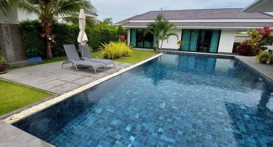For rent 5 bed villa in Cha Am, Phetchaburi