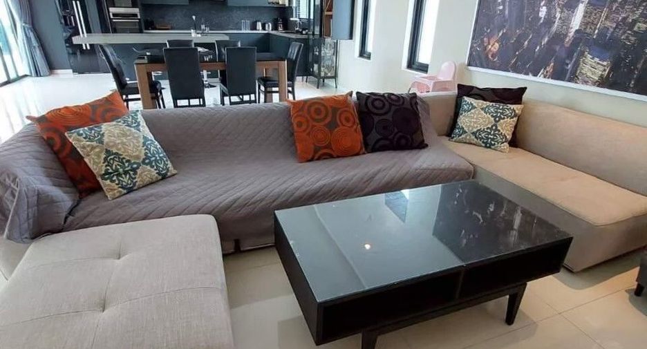For rent 5 Beds villa in Cha Am, Phetchaburi