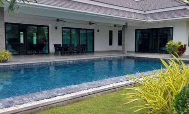 For rent 5 Beds villa in Cha Am, Phetchaburi