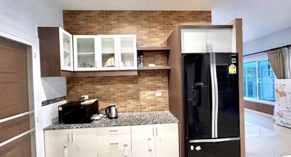 For sale 3 bedrooms house in Huay Yai, Pattaya