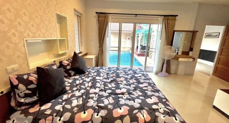 For sale 3 bedrooms house in Huay Yai, Pattaya