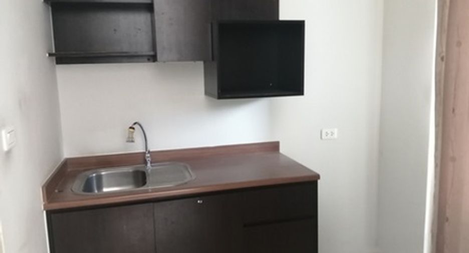 For sale studio apartment in Si Racha, Chonburi