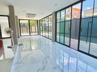 For rent 3 Beds townhouse in Lat Phrao, Bangkok