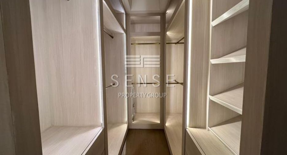 Wohnung zur Miete mit 3 Zimmer in Khlong Toei, Bangkok