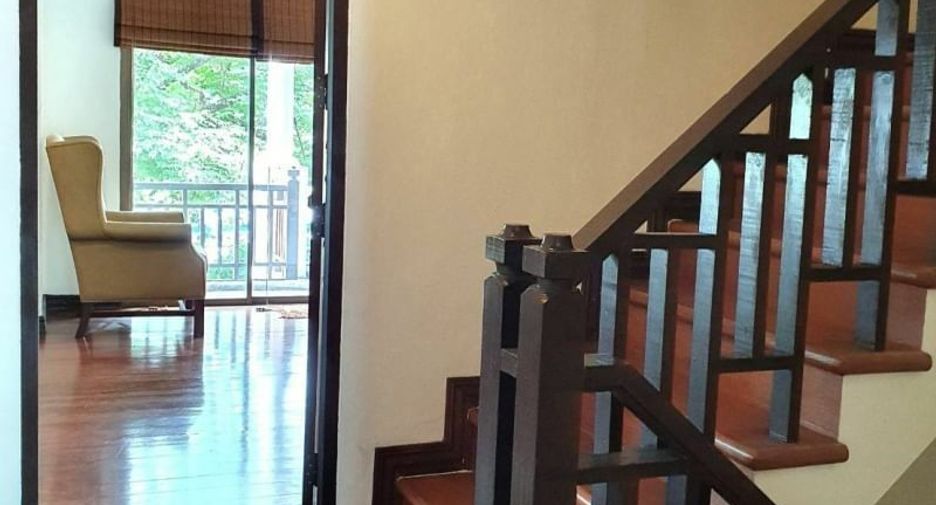 For rent 3 Beds townhouse in Chom Thong, Bangkok