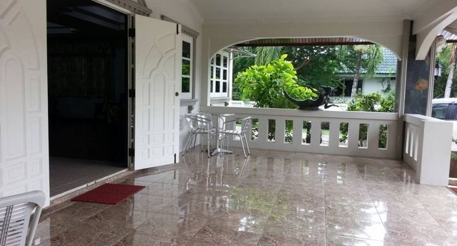 À vendre 3 chambres maison à Mueang Lamphun, Lamphun