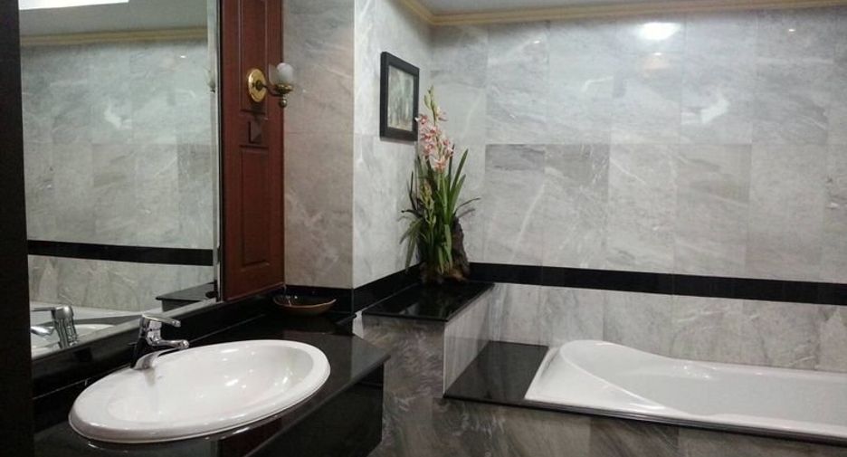 À vendre 3 chambres maison à Mueang Lamphun, Lamphun