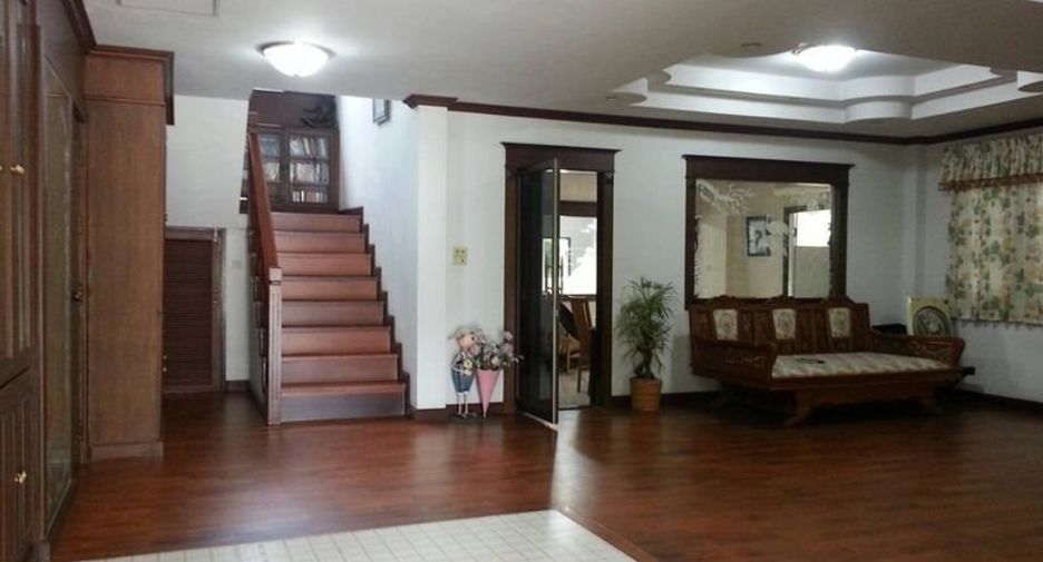 À vendre 3 chambres maison à Mueang Lamphun, Lamphun