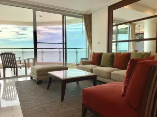 For rent 3 bed condo in Cha Am, Phetchaburi