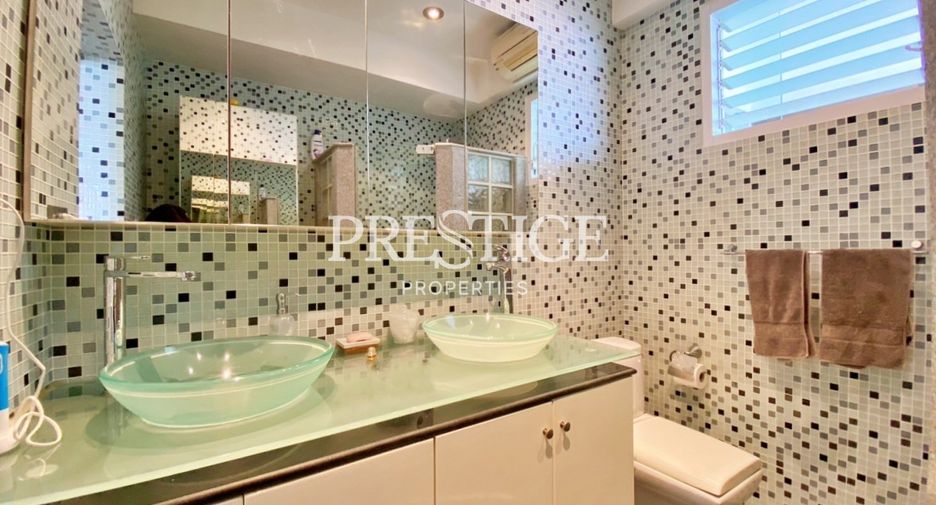 For sale 3 bedrooms condo in Bang Lamung, Chonburi