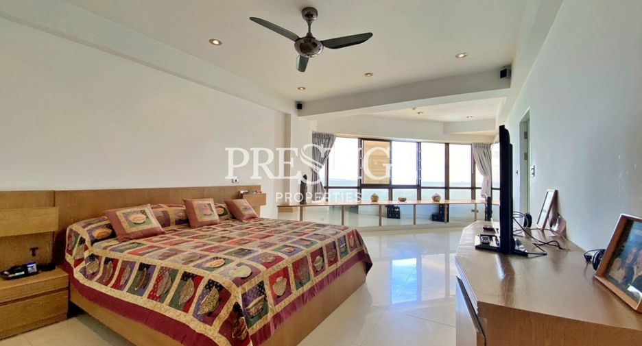 For sale 3 bedrooms condo in Bang Lamung, Chonburi