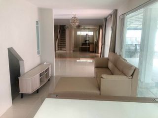 For sale そして for rent 3 Beds house in Bang Kapi, Bangkok