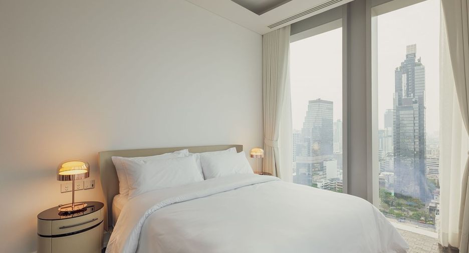 For sale 3 bedrooms condo in Sathon, Bangkok