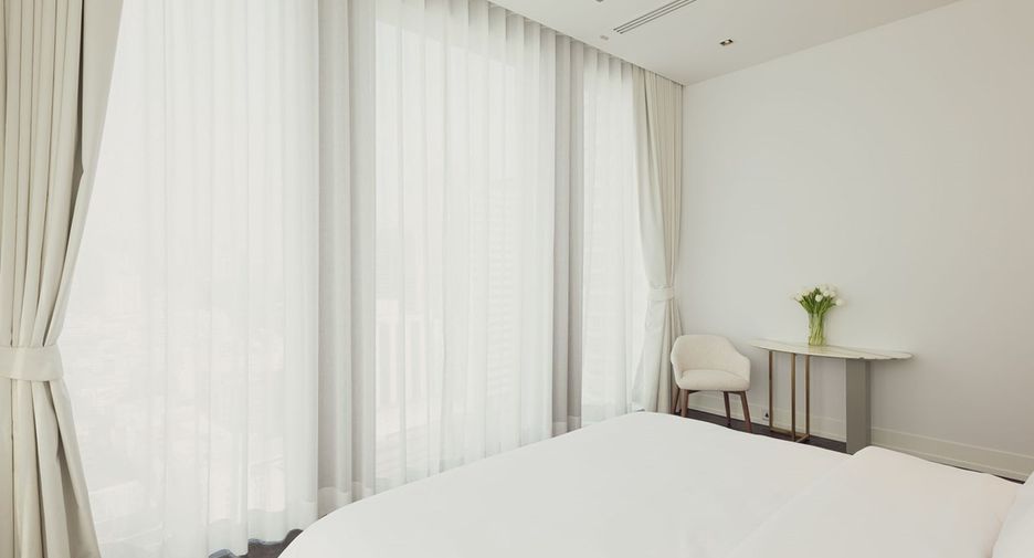 For sale 3 bedrooms condo in Sathon, Bangkok