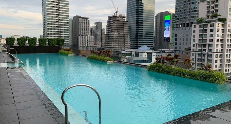 For sale 3 bedrooms condo in Sathon, Bangkok