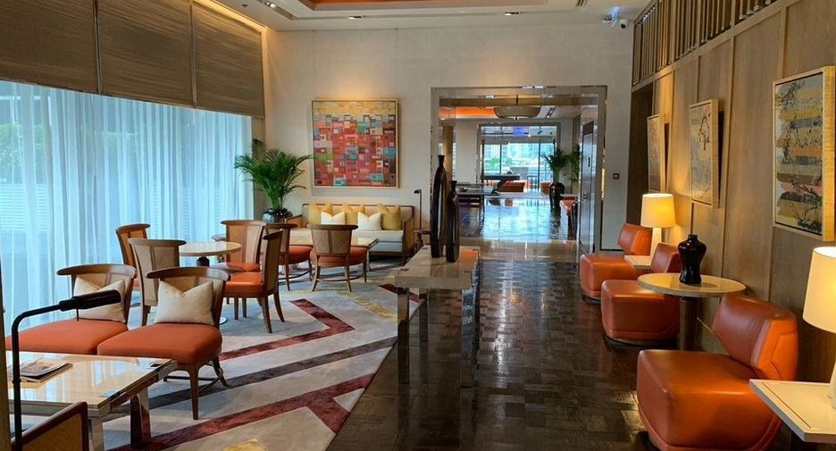 For sale 3 bedrooms condo in Sathon, Bangkok