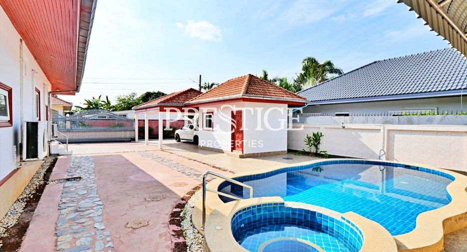 For rent 4 bedrooms house in Bang Lamung, Chonburi