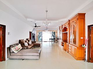 À louer 4 chambres maison à Bang Lamung, Chonburi