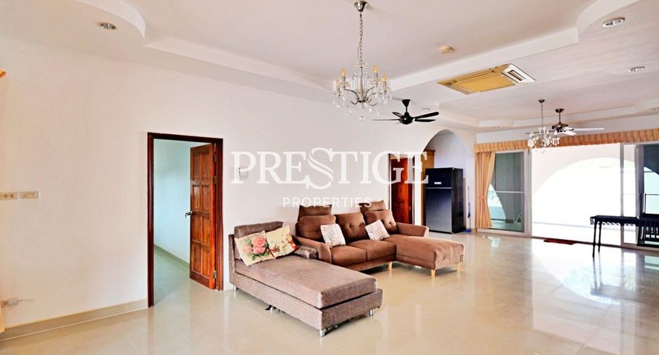 For rent 4 bedrooms house in Bang Lamung, Chonburi