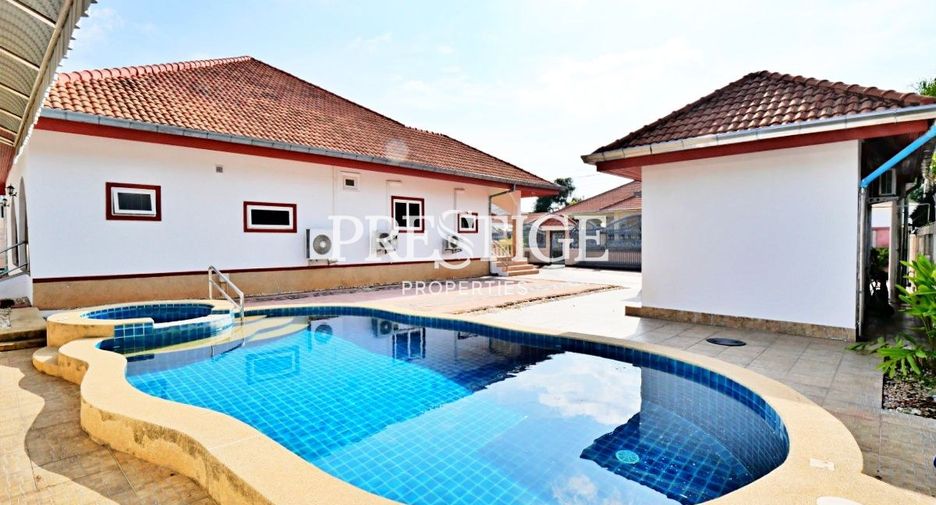 For rent 4 bedrooms house in Bang Lamung, Chonburi