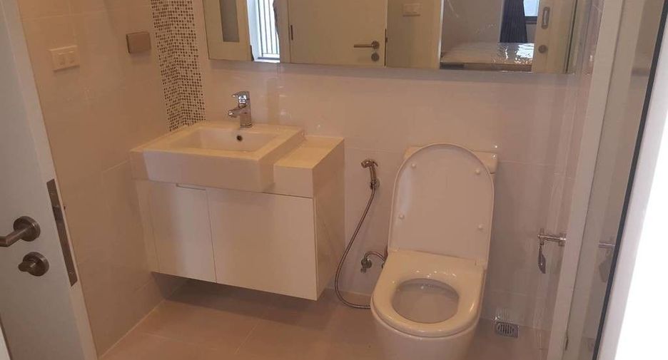 For rent 1 bed condo in Sathon, Bangkok