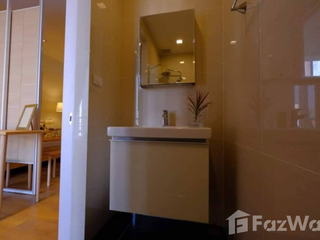 For sale studio condo in Khlong Toei, Bangkok