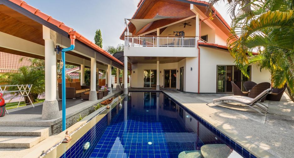 For rent 5 bed condo in Mueang Phuket, Phuket